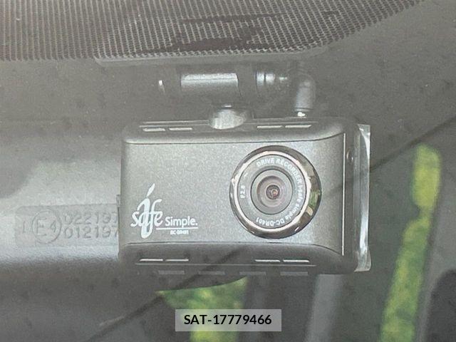 Toyota VOXY 2014-11 8247128-6