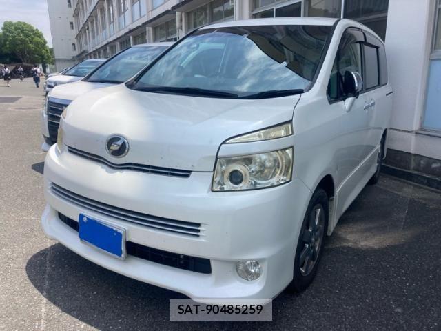 Toyota VOXY 2010-05 8247134-0