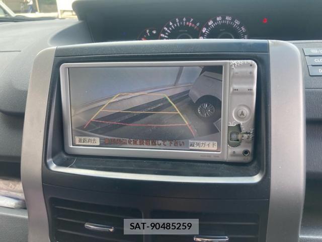 Toyota VOXY 2010-05 8247134-14