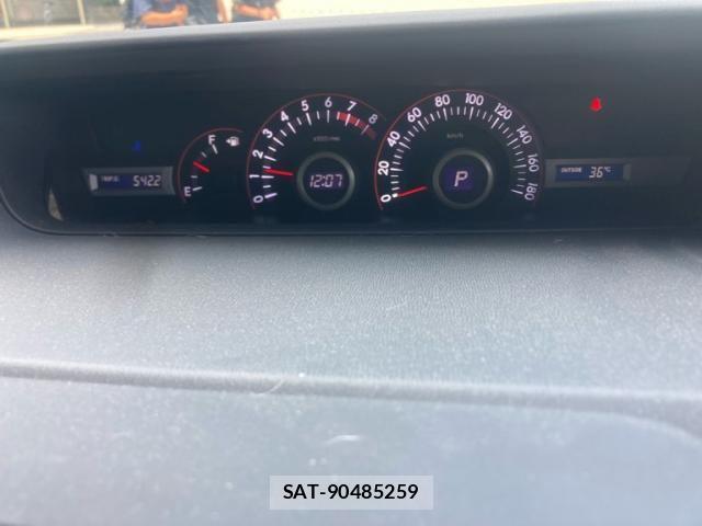 Toyota VOXY 2010-05 8247134-16