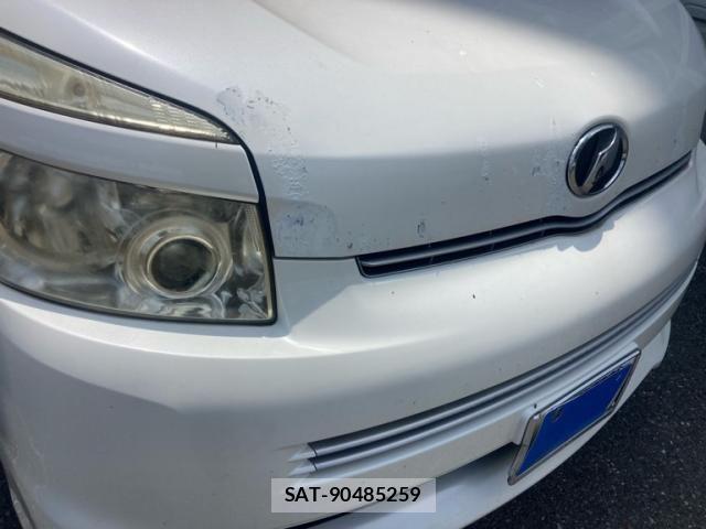 Toyota VOXY 2010-05 8247134-3
