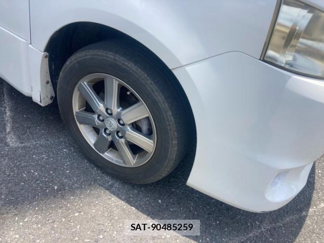 Toyota VOXY 2010-05 8247134-5