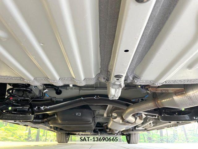 Toyota VOXY 2026-04 8247103-19