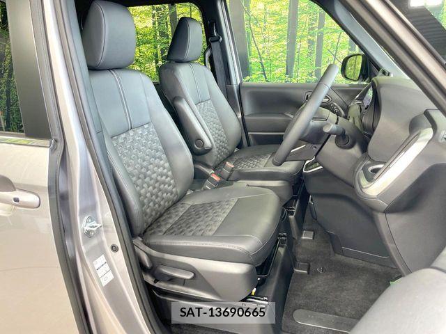 Toyota VOXY 2026-04 8247103-7