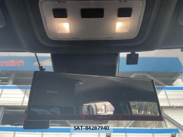 Toyota VOXY 2021-06 8247119-16