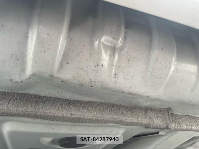 Toyota VOXY 2021-06 8247119-21