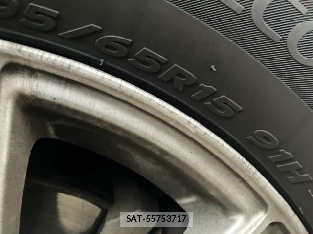 Toyota VOXY 2005-11 8247137-11