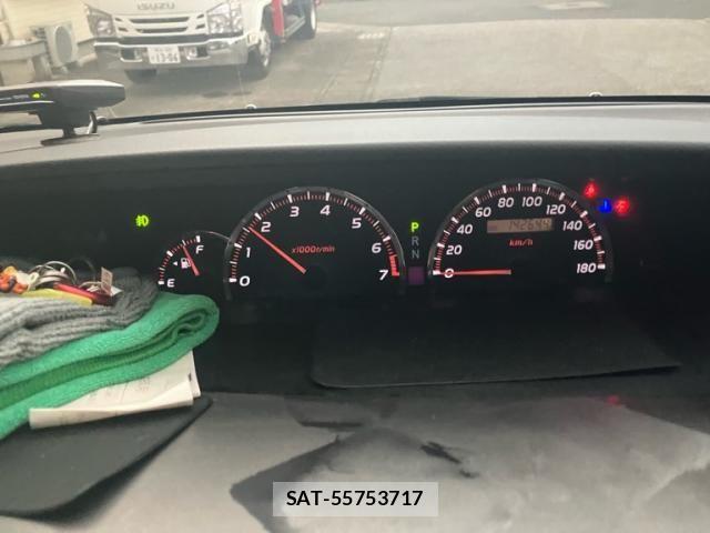 Toyota VOXY 2005-11 8247137-16