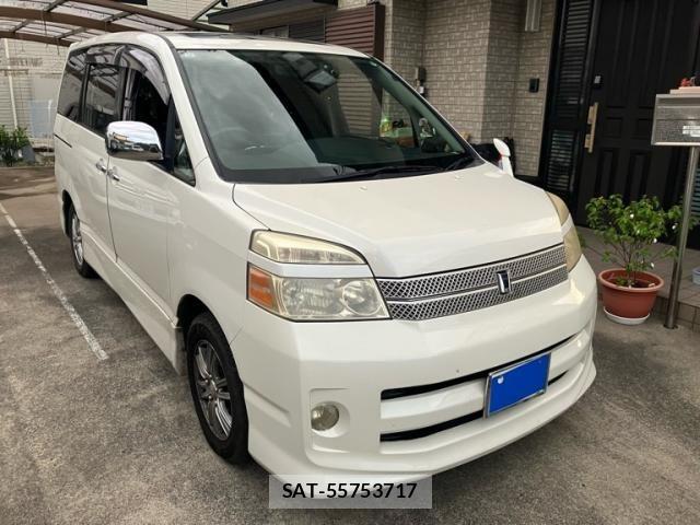 Toyota VOXY 2005-11 8247137-1