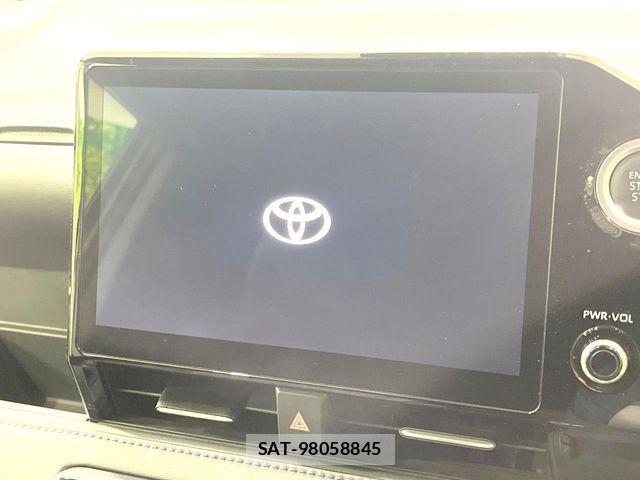 Toyota VOXY 2022-06 8247104-4