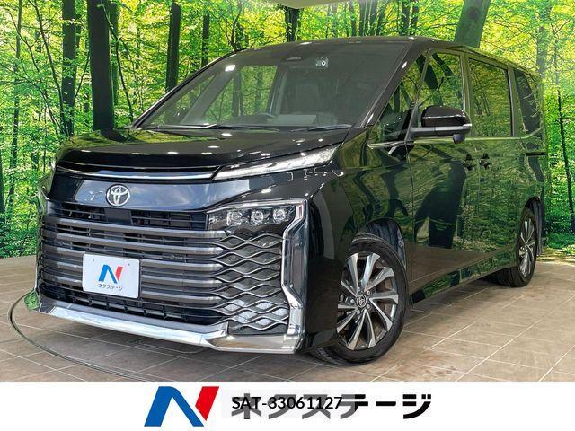 Toyota VOXY 2023-06 8247106-0