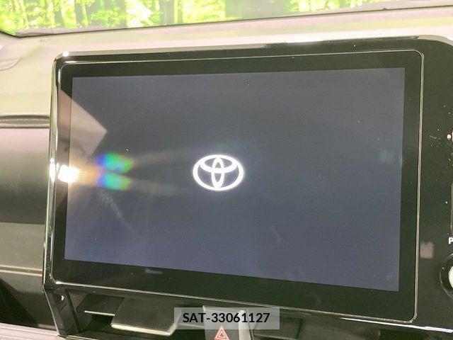 Toyota VOXY 2023-06 8247106-3