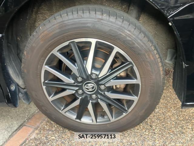 Toyota VOXY 2014-08 8247131-9