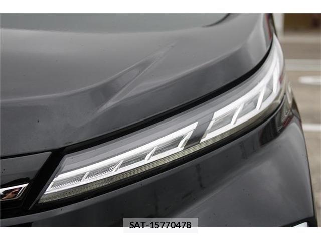 Toyota VOXY 2023-05 8247114-16