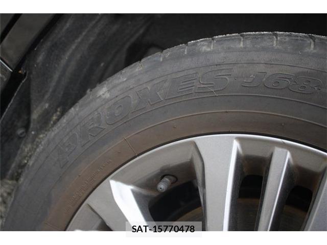 Toyota VOXY 2023-05 8247114-26