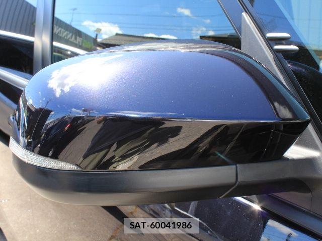 Toyota VOXY 2022-07 8247112-22