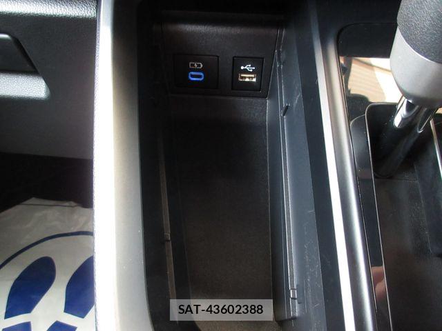 Toyota VOXY 2024-06 8317943-27