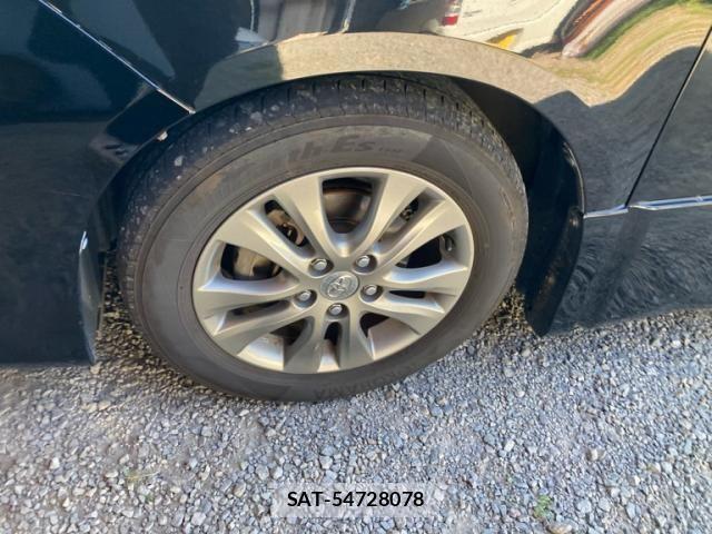 Toyota VOXY 2012-03 8317980-4