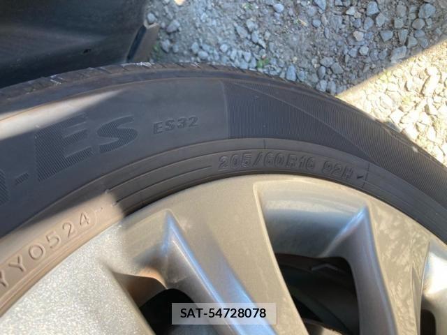 Toyota VOXY 2012-03 8317980-8