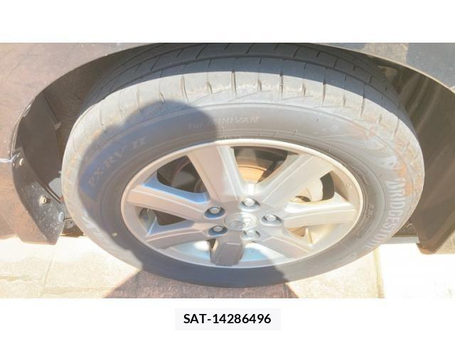 Toyota VOXY 2009-06 8317988-5