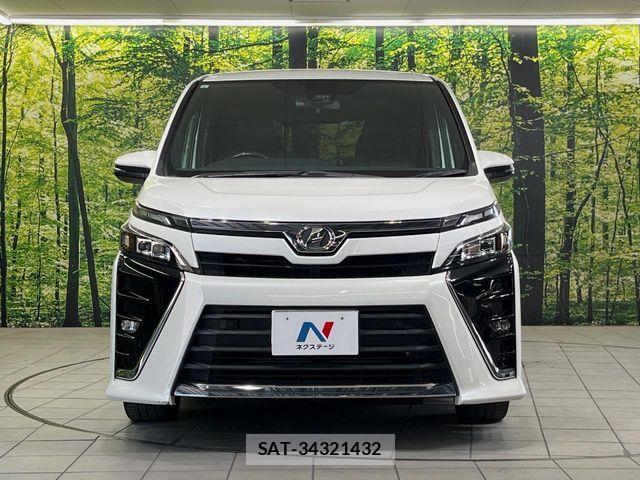 Toyota VOXY 2019-09 8317948-14