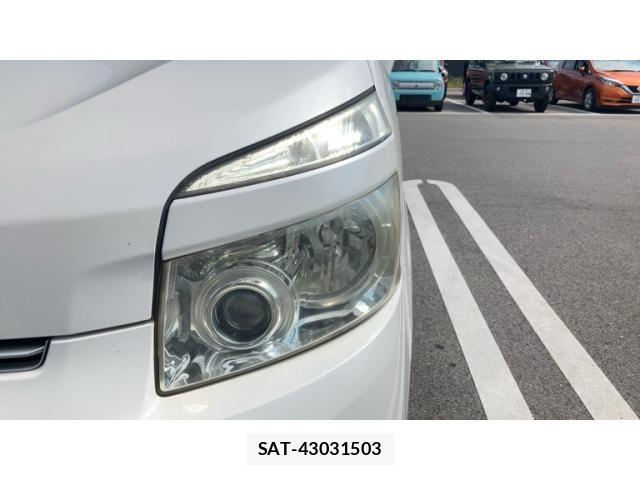 Toyota VOXY 2010-01 8317986-17