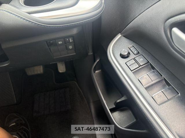 Toyota VOXY 2024-06 8317929-11