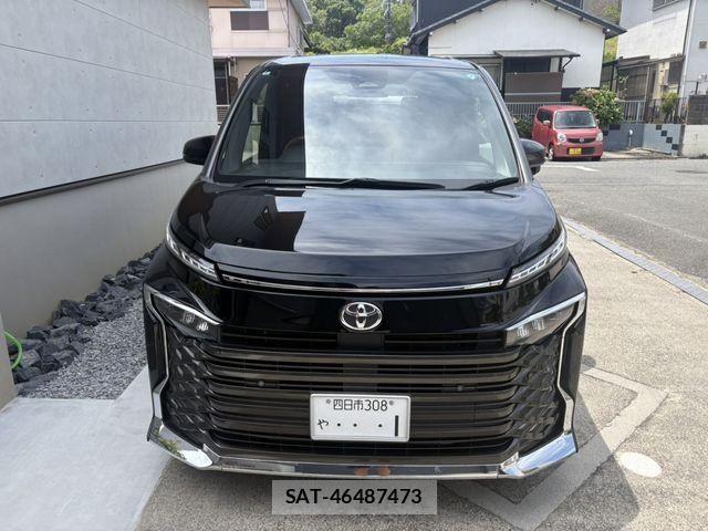 Toyota VOXY 2024-06 8317929-3