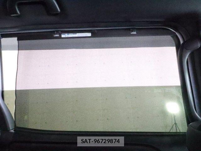 Toyota VOXY 2020-11 8317937-5