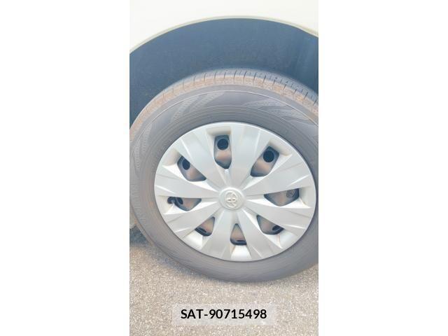 Toyota VOXY 2015-09 8317970-16