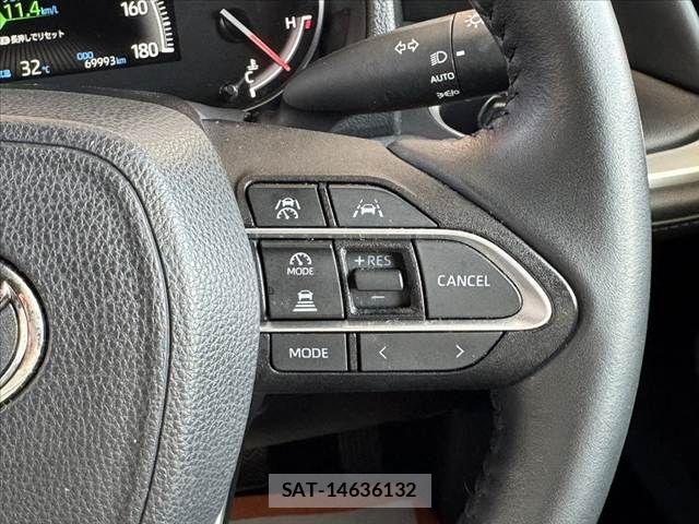 Toyota VOXY 2023-06 8317934-29