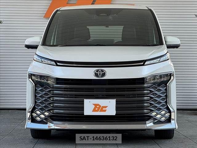 Toyota VOXY 2023-06 8317934-8