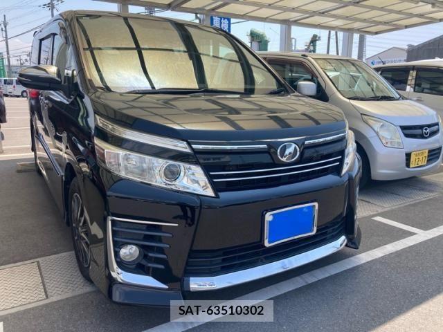 Toyota VOXY 2015-12 8317968-0