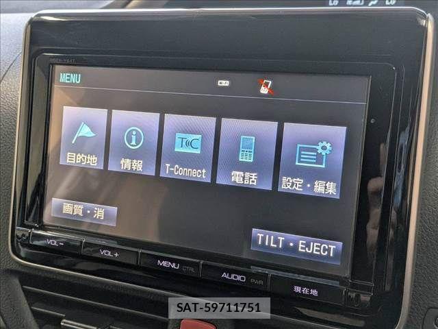Toyota VOXY 2016-06 8317965-3