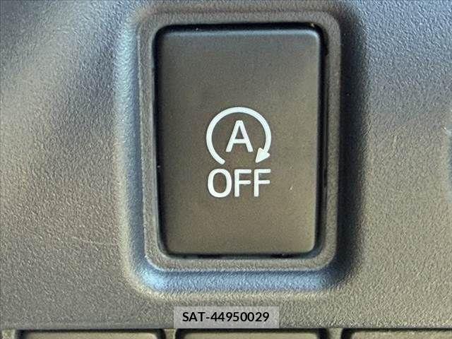 Toyota VOXY 2017-06 8317962-29