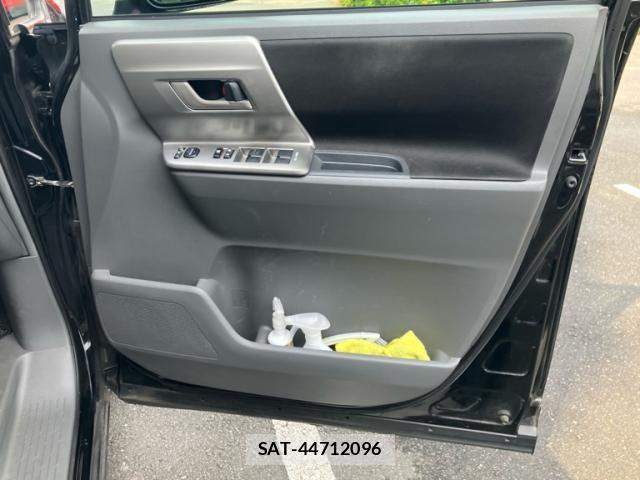 Toyota VOXY 2007-07 8317969-14