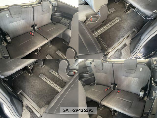 Toyota VOXY 2023-09 8317932-11
