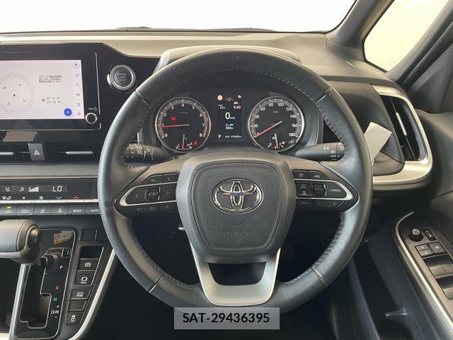 Toyota VOXY 2023-09 8317932-6