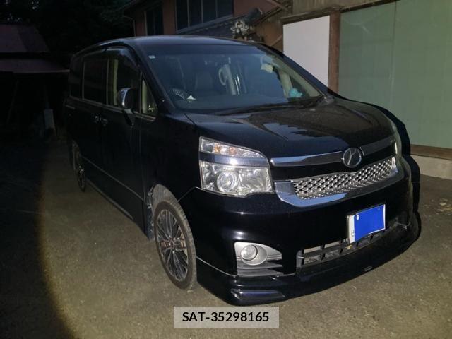 Toyota VOXY 2013-09 8317972-1