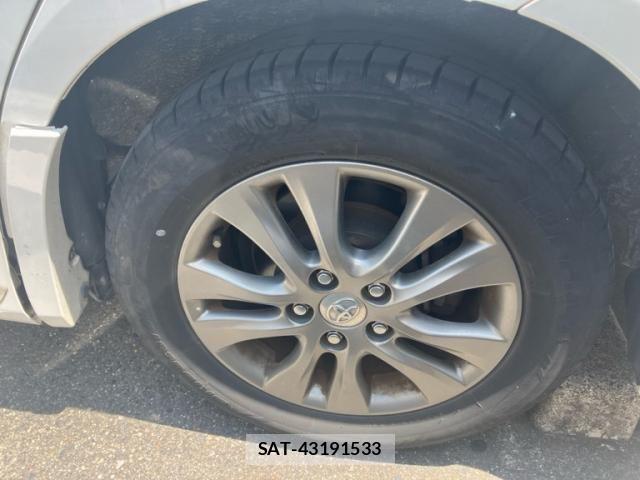 Toyota VOXY 2013-11 8317974-9