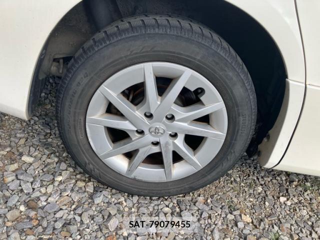 Toyota VOXY 2009-11 8317985-9