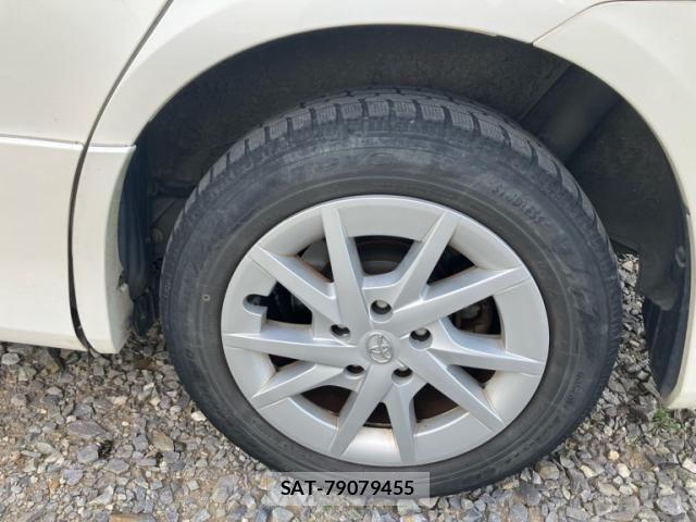 Toyota VOXY 2009-11 8317985-6