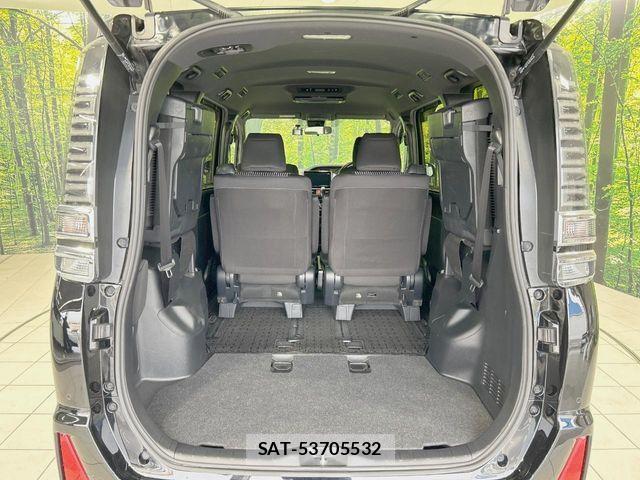Toyota VOXY 2020-07 8317945-10