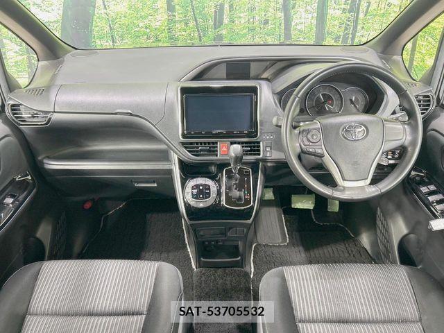 Toyota VOXY 2020-07 8317945-1