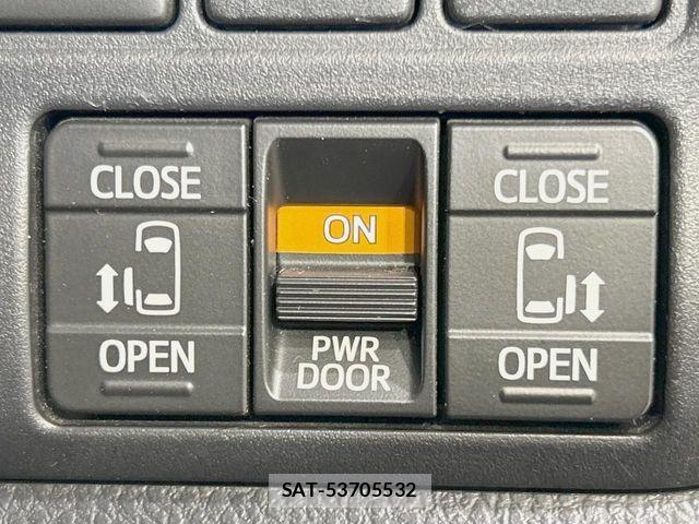 Toyota VOXY 2020-07 8317945-6