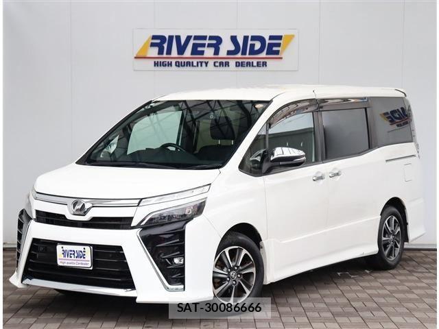 Toyota VOXY 2019-01 8317940-0