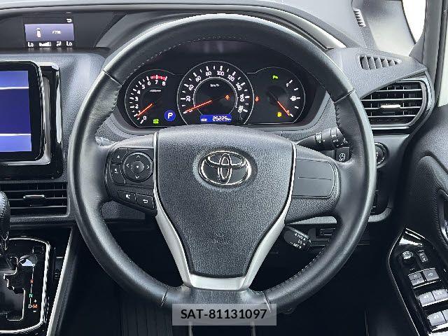 Toyota VOXY 2020-01 8317938-13