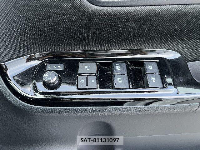 Toyota VOXY 2020-01 8317938-17