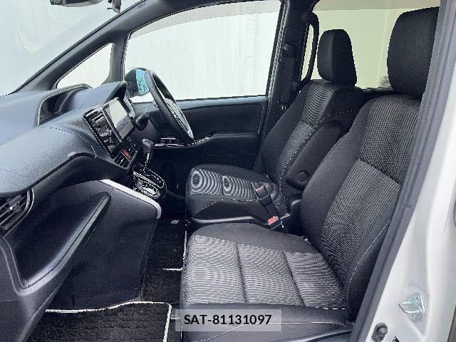 Toyota VOXY 2020-01 8317938-18