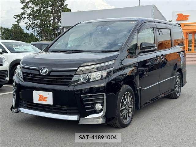 Toyota VOXY 2016-03 8317961-9